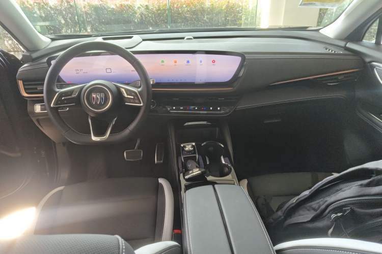 Used Buick Envision 2024 Encore S 25T Ignite Black Style Edition Center Console