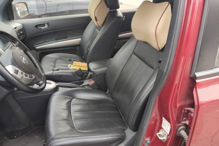 Used Nissan X-Trail 2012 2.5L CVT Luxury Edition 4WD
