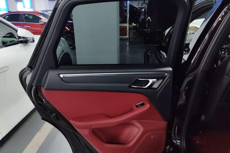 Used Porsche Macan 2017 Macan 2.0T