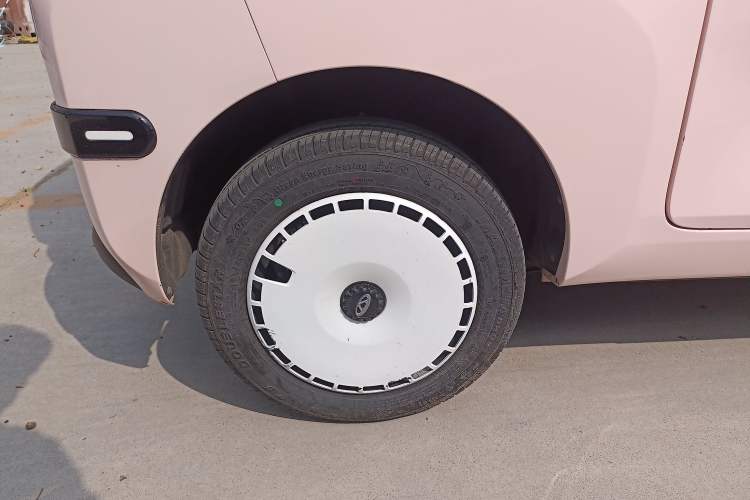 Used Chery QQ Ice Cream 2024 Edition Youth Version 205km Sundae
