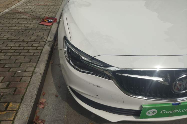 Used Buick GT 2021 1.3T Automatic Mild Hybrid Elite Version Right Front Headlight