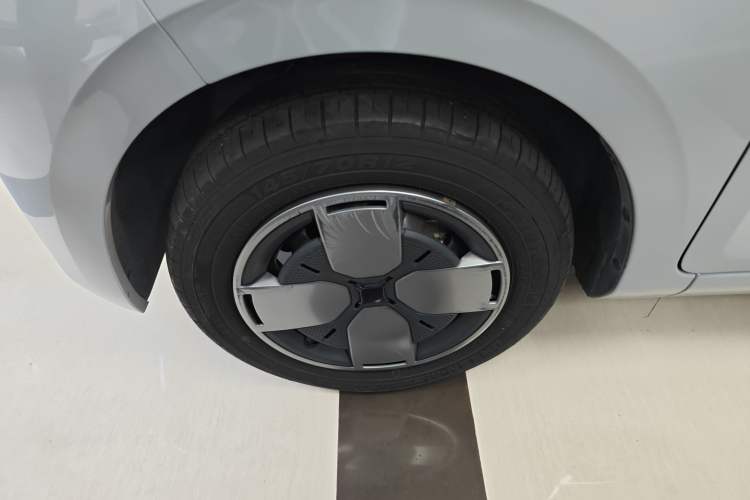 Used Wuling Air ev 2023 - Four Seats - Standard Edition