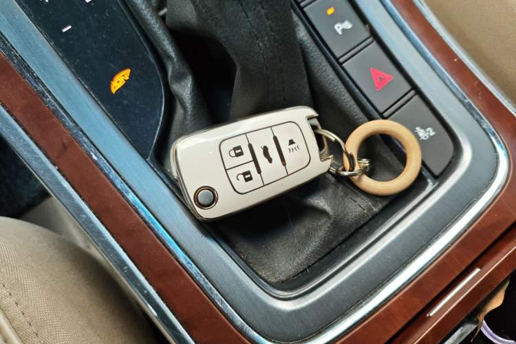 Used Roewe 950 2012 2.4L Luxury Executive Edition
