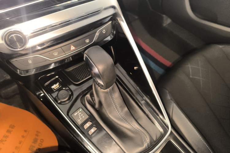 Used Peugeot 308 2016 1.6L Automatic Luxury Edition Gear Lever