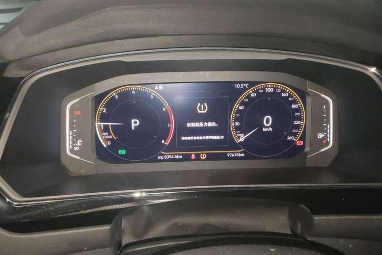 Used Volkswagen Tiguan L 2019 330TSI Automatic Two-Wheel Drive R-Line Flagship Model China VI Standard