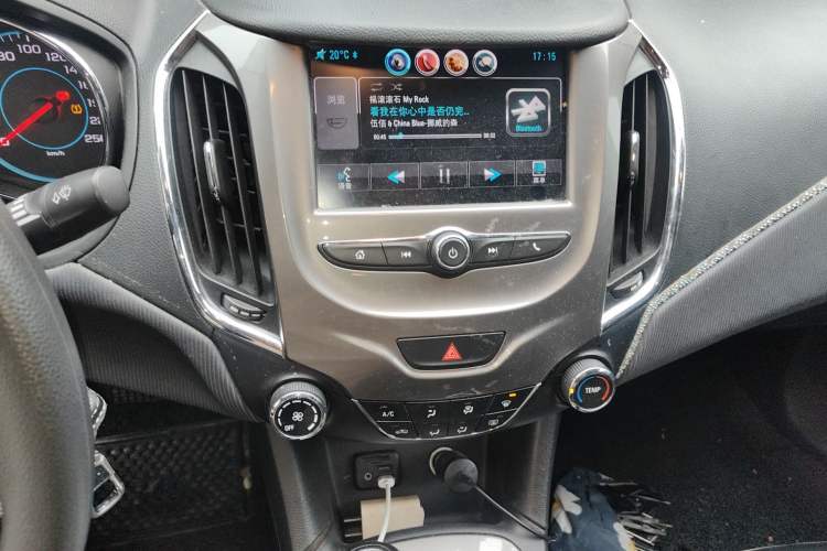 Used Chevrolet Cruze 2017 1.5L Automatic Xuanfeng Edition
