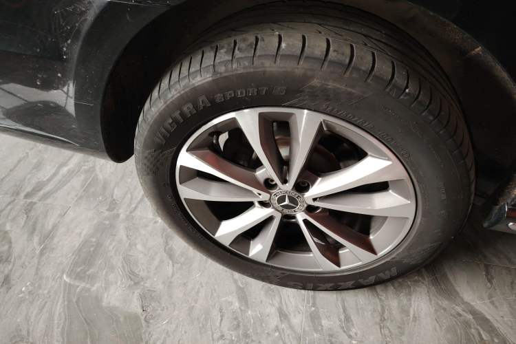 Used Mercedes-Benz V-Class 2020 V 260 Avantgarde Edition Exterior 5