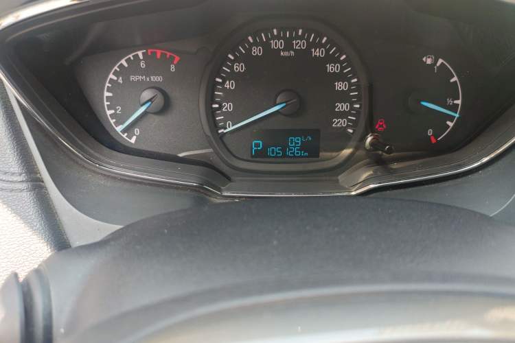 Used Ford Escort 2015 1.5L Automatic Fashion Model