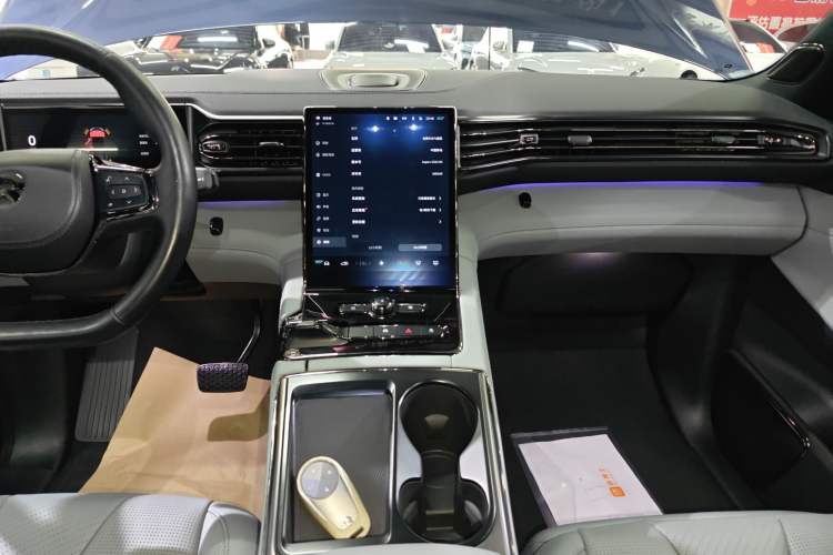 Used Nio ES8 2020 415 km Range 6-Seater Version
