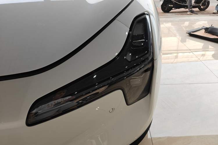 Used XPeng MONA M03 2024 620 with Ultra-Long Range
