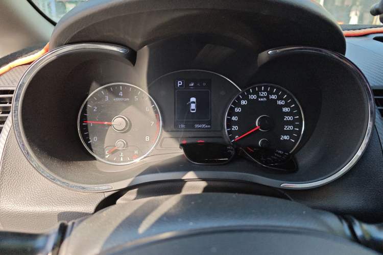 Used Kia K3 2016 1.6L Automatic GL Odometer Close Up