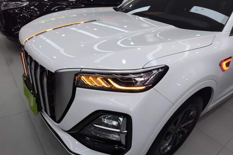 Used Hongqi HS5 2023 2.0T Qixiang Pro Edition