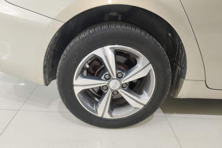 Used Geely Auto Emgrand GL 2018 1.4T Manual Elite Smart Connectivity Version