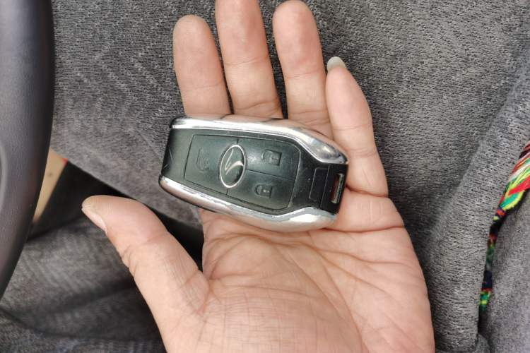 Used Soueast DX7 2015 1.5T Manual Luxury Model