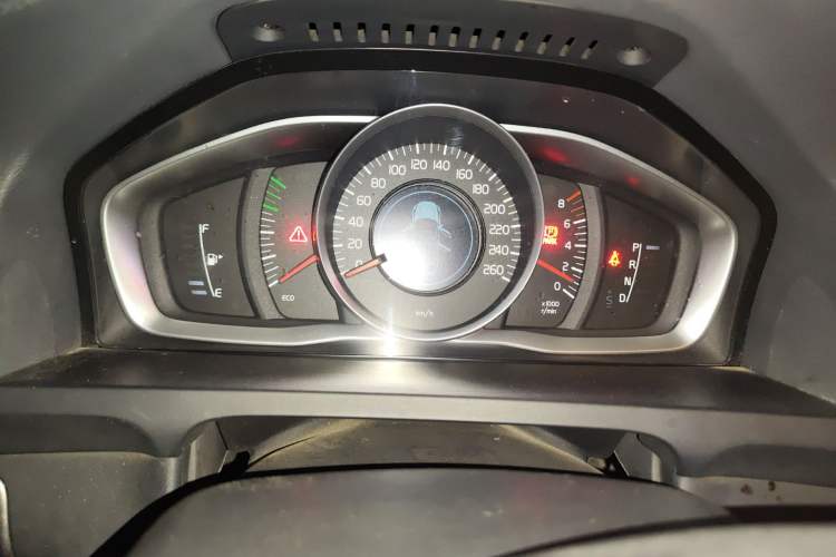 Used Volvo S60 2018 S60L T3 Smart Progress Edition Instrument Cluster