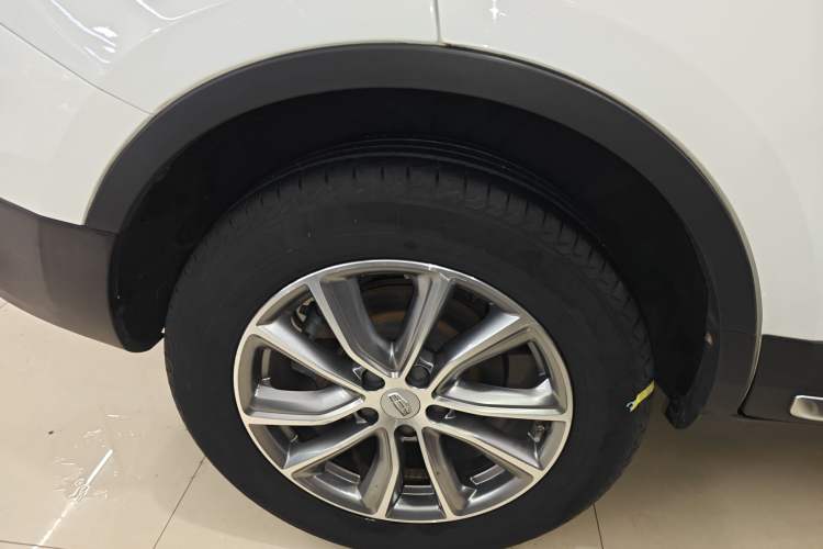 Used Geely Auto Emgrand X7 Sport 2018 1.8TD Automatic Two-Wheel Drive Zhiya Model