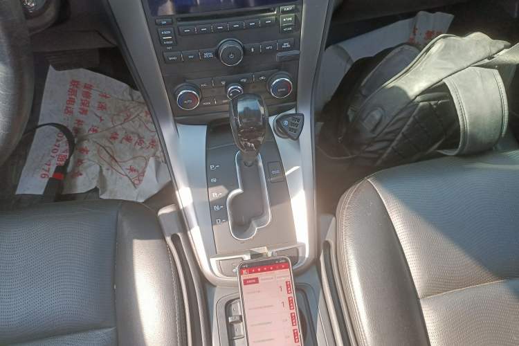 Used Chevrolet Captiva 2015 2.4L 4x4 Flagship Edition 7-Seater