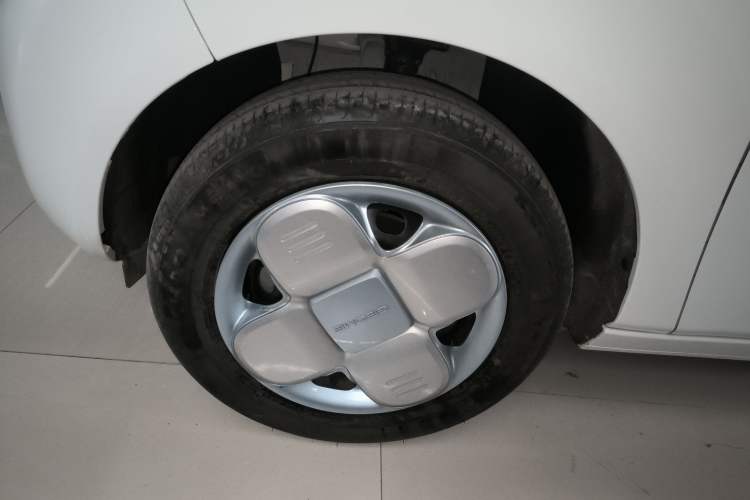 Used Geely Galaxy Panda 2024 Panda Mini 200km Endurance Bear
