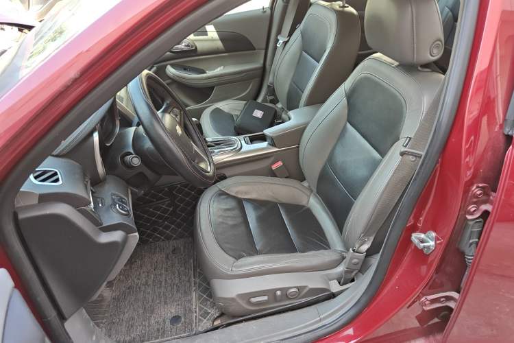 Used Chevrolet Malibu 2014 2.0L Automatic Luxury Edition Left Front Seat