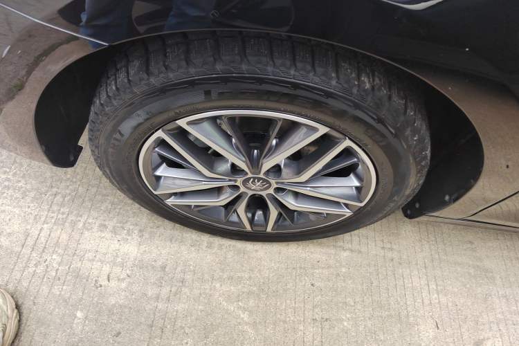 Used BYD Qin PLUS 2024 Honor Edition EV 420KM Leading Model
