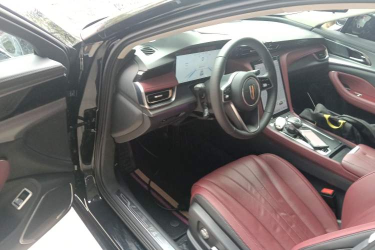 Used Hongqi H5 2024 2.0T Automatic Smart Connect Flagship Edition