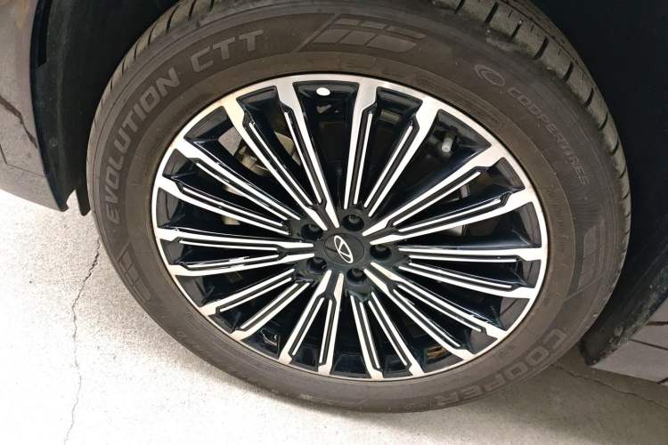 Used Chery Tiggo 9 C-DM 2025 1.5T 106KM Enjoy Edition 5 Seats Lithium-Ion Battery Exterior 1