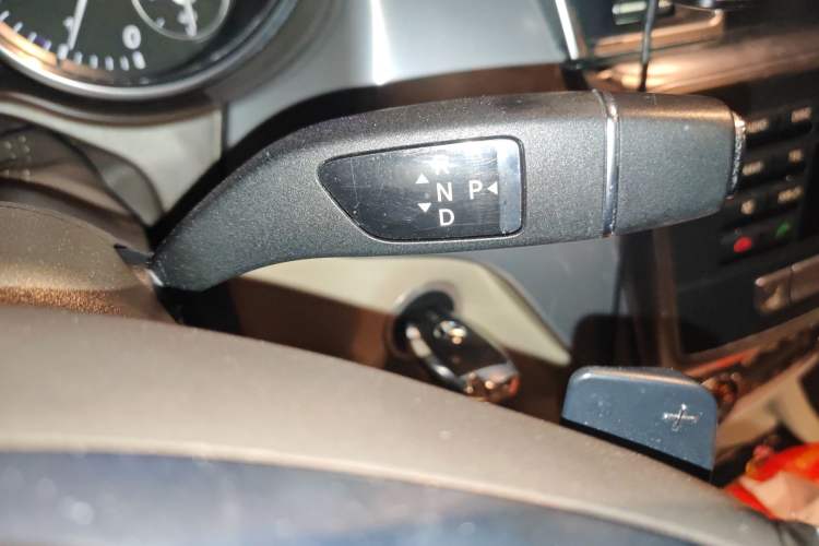 Used Mercedes-Benz M-Class 2012 ML 300