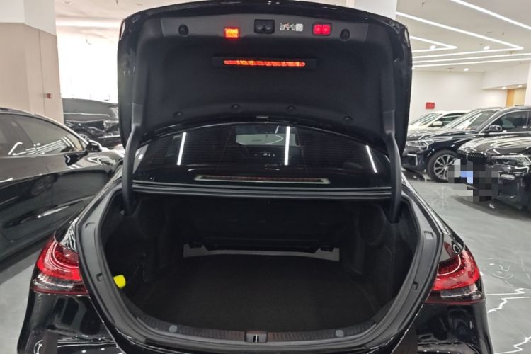 Used Mercedes-Benz E-Class 2023 Updated E 300 L Fashion Edition