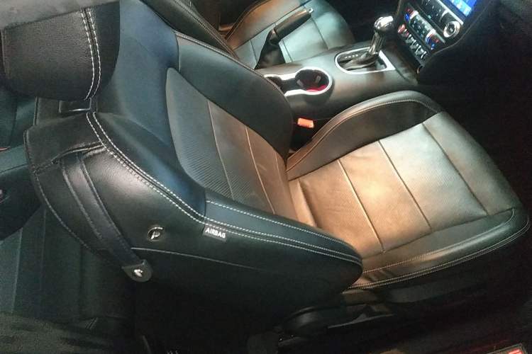 Used Ford Mustang 2021 2.3T EcoBoost
