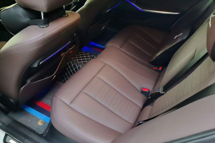 Used BMW 3 Series 2021 320Li M Sport Package Left Rear Seat