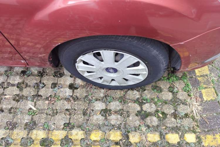 Used Ford Focus 2012 Sedan Classic 1.8L Manual Base Model
