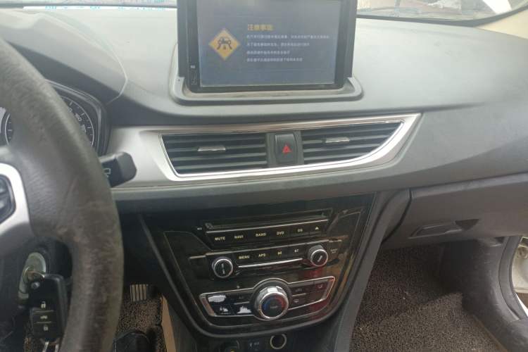 Used Changan Alsvin V7 2016 1.6L Manual LeShang Model China V Standard
