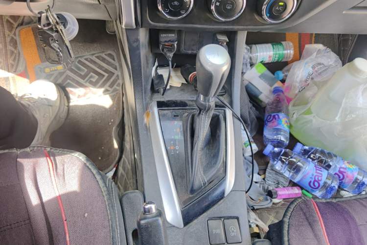 Used Toyota Levin 2017 Revised Version 185T CVT Elite Edition China VI Standard
