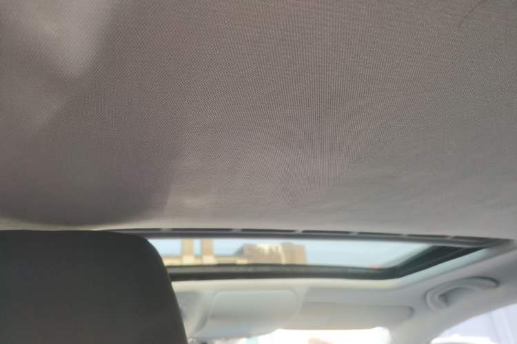 Used Volkswagen Polo 2014 1.6L Cross Polo Automatic