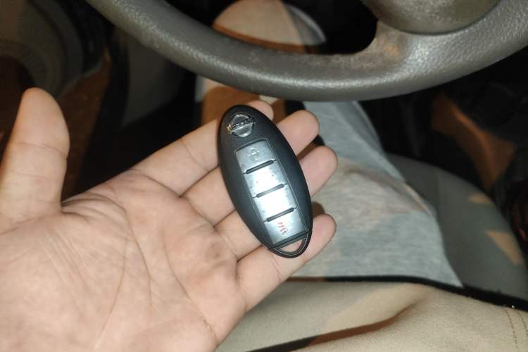 Used Nissan Sunny 2016 1.5XE Manual Leading Edition
