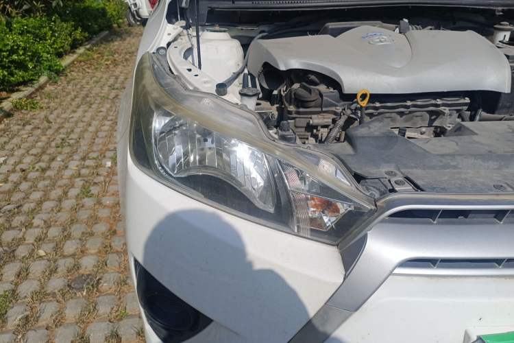 Used Toyota YARiS L Zhi Xuan 2015 1.5E Automatic Charm Edition Right Front Headlight