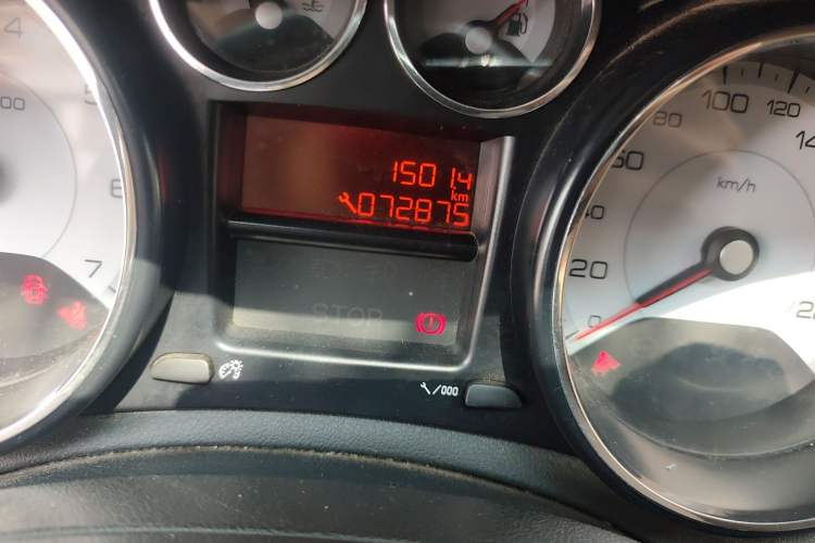 Used Peugeot 308 2012 1.6L Manual Fashion Edition
