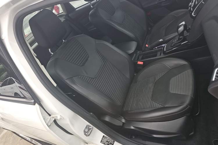 Used Ford Focus 2015 Sedan 1.6L Automatic Trend Model Right Front Seat
