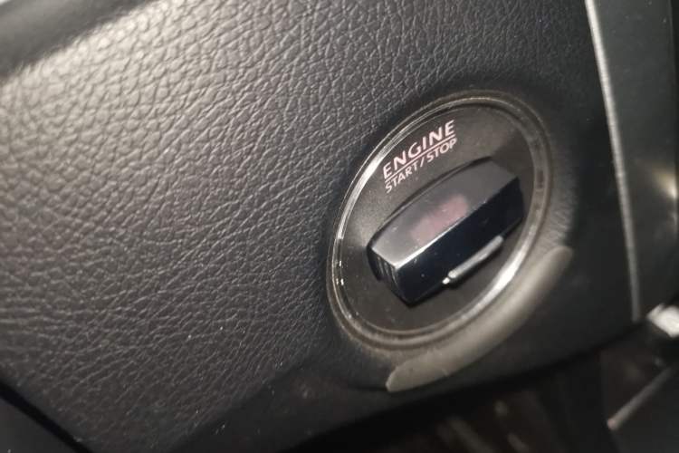 Used Volkswagen FAW-Volkswagen CC 2013 2.0 TSI Luxury Model Vehicle Key