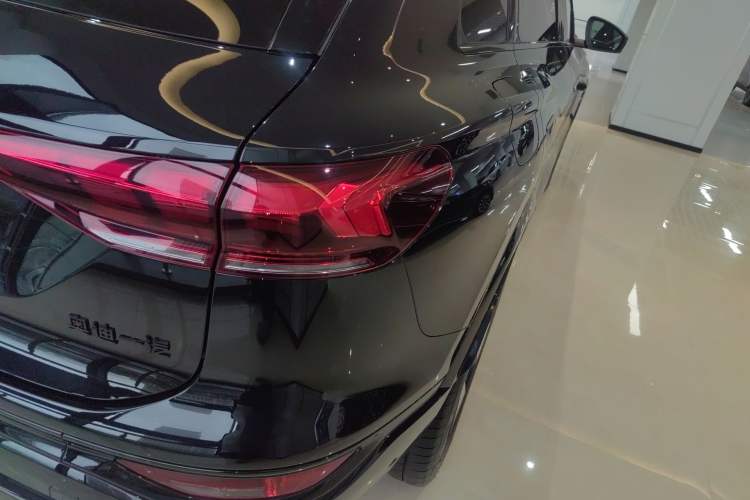 Used Audi Q6L e-tron 2026 First Launch Navigation Edition Right Rear Taillight