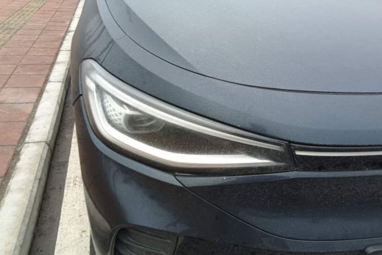 Used Volkswagen ID.4 CROZZ 2021 Long-Range PRO Two-Wheel Drive Version
