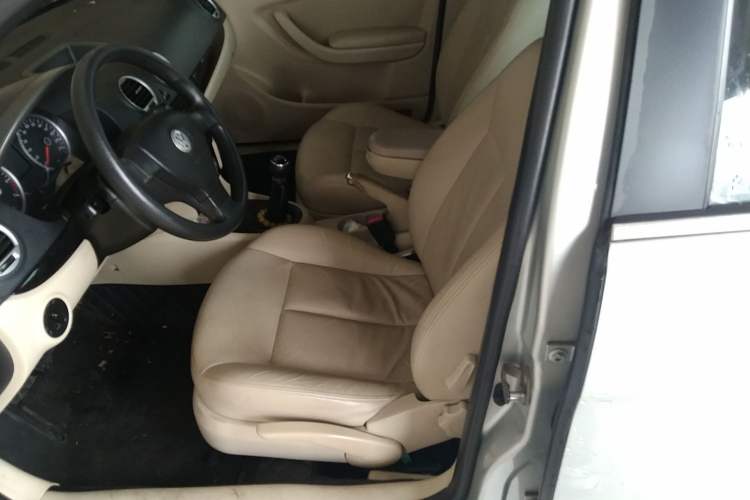 Used Volkswagen Lavida 2008 1.6L Manual Premium Edition Left Front Seat