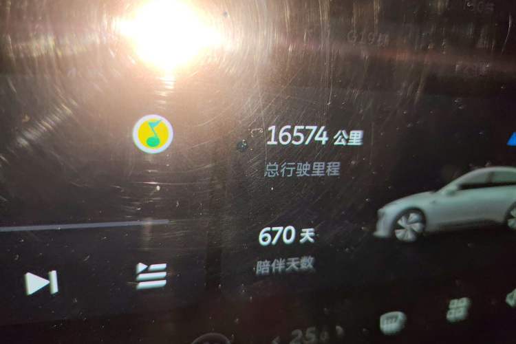 Used Nio ET5 2024 75 kWh Odometer Close Up