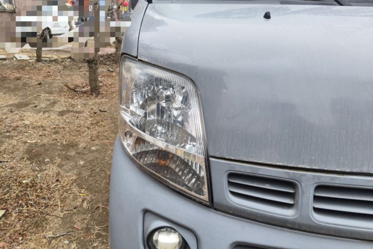 Used Suzuki Landy 2010 1.2L Manual Standard Edition – Sunshine Version Right Front Headlight