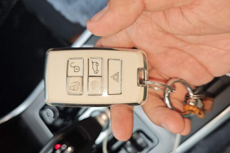 Used Jaguar XEL 2024 2.0T 250 PS R-DYNAMIC S Advanced Sport Edition
