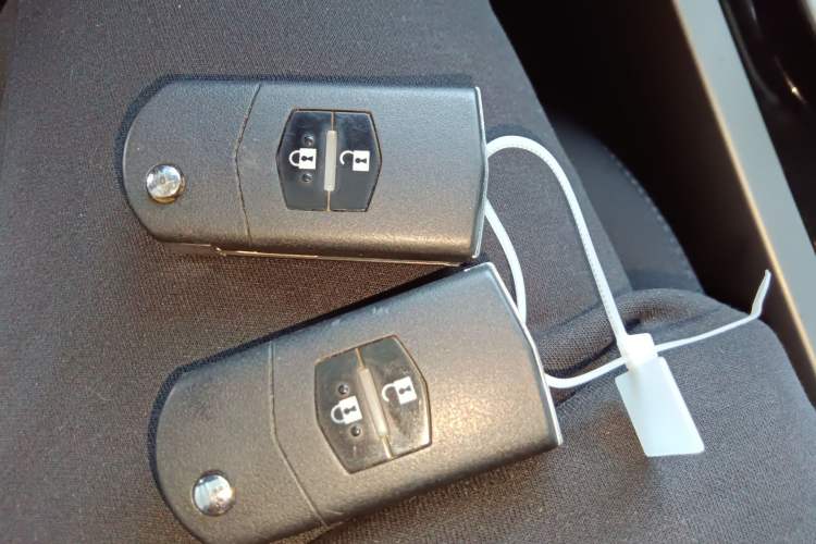 Used Mazda CX-7 2014 2.5L 2WD Fashion Edition