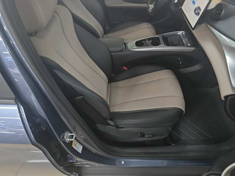 Used BYD Dolphin 2025 Intelligent Driving Version 410 km Fashion Edition — 24