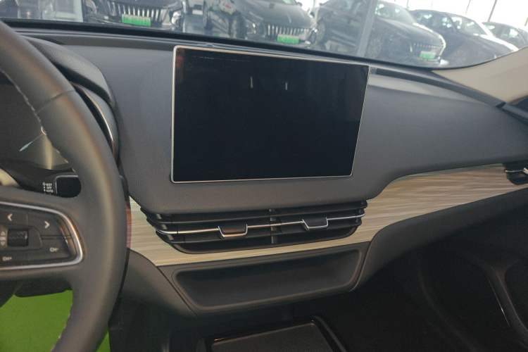 Used Hongqi E-QM5 2024 560km PLUS
