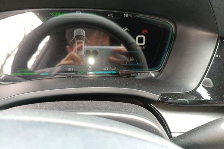 Used BYD Song PLUS New Energy 2021 DM-i 110KM Flagship PLUS Odometer Close Up