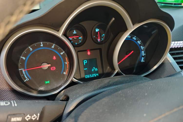 Used Chevrolet Cruze 2013 Hatchback 1.6L Automatic Luxury Model
